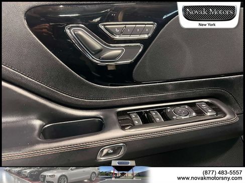 Used 2022 Lincoln Aviator AWD w/ Premium Package image 18