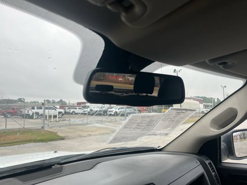 Used 2018 RAM 1500 Express image 21