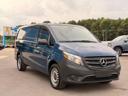 Used 2019 Mercedes-Benz Metris image 6