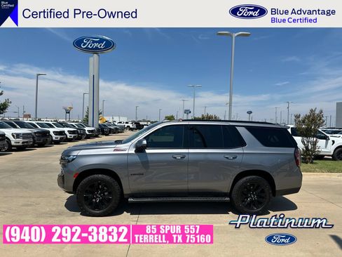 Used 2022 Chevrolet Tahoe Z71 w/ Luxury Package AWD/4WD image 2