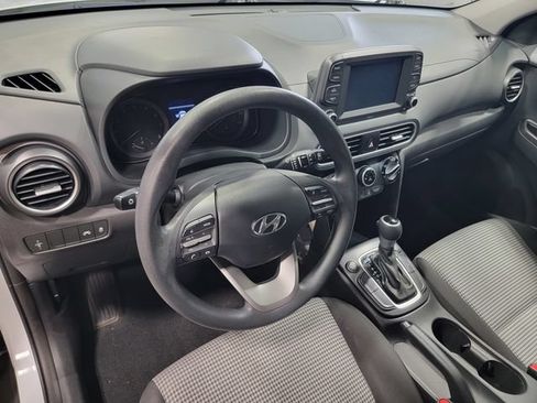 Used 2020 Hyundai Kona SE AWD/4WD image 12