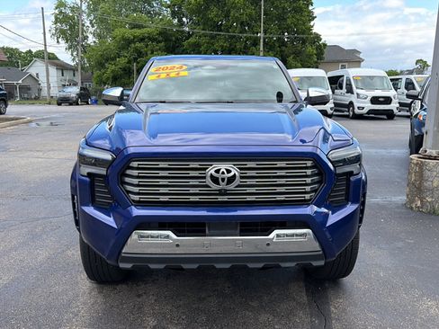 Used 2024 Toyota Tacoma Limited w/ Limited Package (LT) AWD/4WD image 2