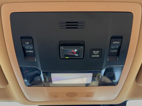 Used 2025 Lexus ES 300h w/ Accessory Package (Z1) FWD image 40