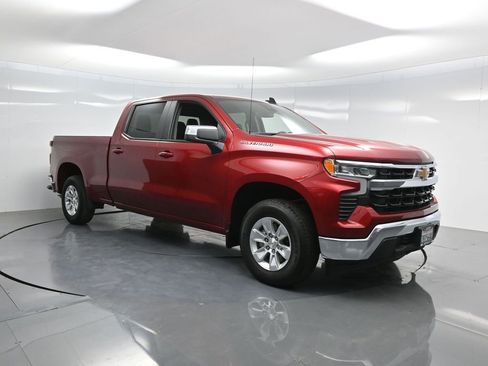 Used 2024 Chevrolet Silverado 1500 LT image 28