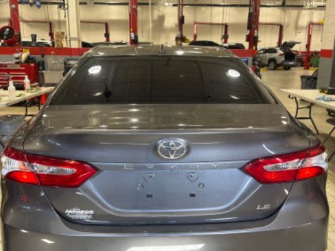 Used 2019 Toyota Camry LE image 7