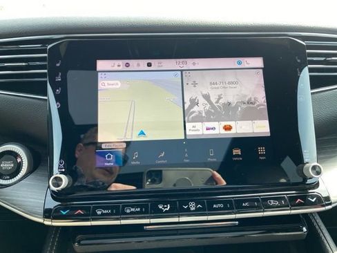 Used 2023 Jeep Wagoneer Series III w/ Premium Group I image 24