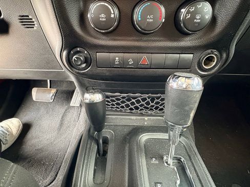 Used 2017 Jeep Wrangler Unlimited Sport w/ Quick Order Package 24S image 18