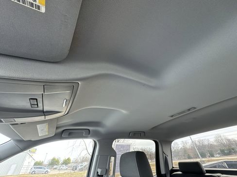 Used 2017 GMC Sierra 1500 SLE w/ SLE Value Package image 19