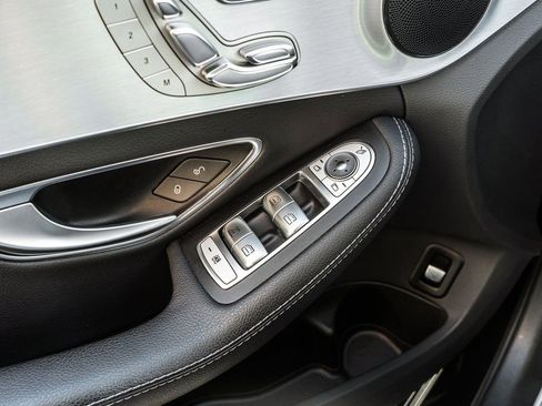 Used 2018 Mercedes-Benz C 300 4MATIC Sedan image 17