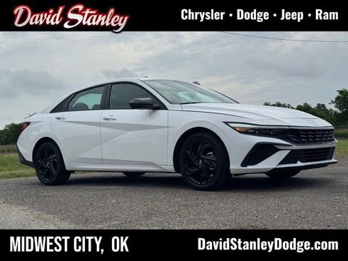 Used 2026 Hyundai Elantra Sport FWD image 1