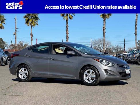 Used 2014 Hyundai Elantra SE image 1