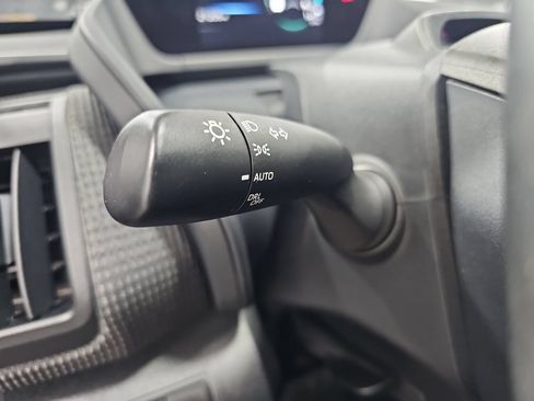 Used 2024 Toyota bZ4X AWD image 28