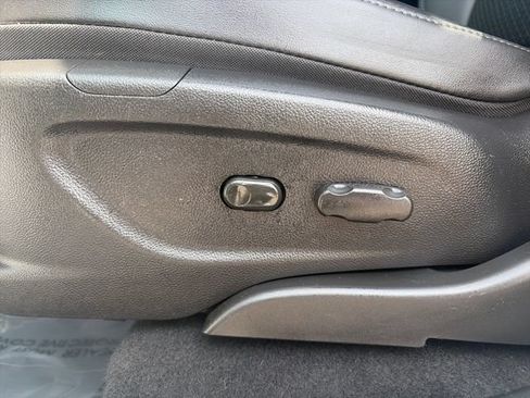 Used 2022 Buick Encore Preferred w/ Safety Package AWD/4WD image 27
