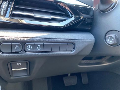 Used 2023 Acura MDX FWD w/ Technology Package image 9