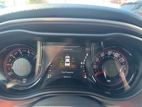 Used 2016 Dodge Challenger SXT w/ Blacktop Package image 10