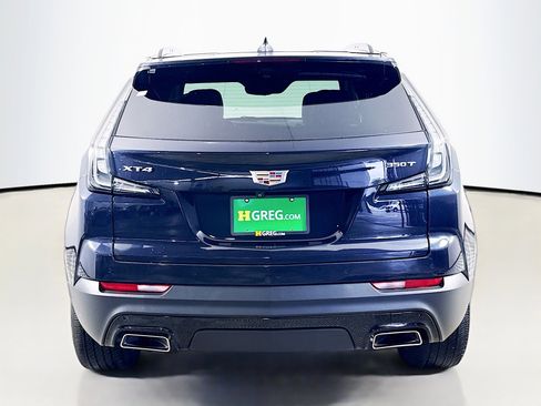 Used 2022 Cadillac XT4 Sport w/ Enhanced Visibility Package image 8