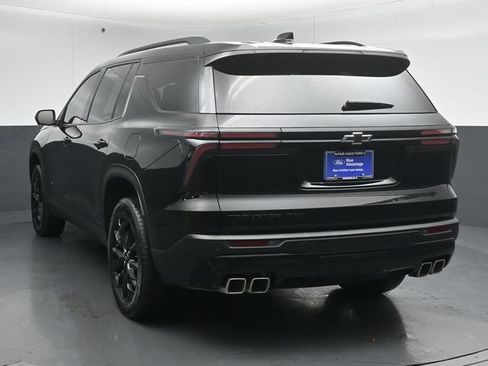 Used 2024 Chevrolet Traverse LT w/ Midnight/Sport Edition AWD/4WD image 6