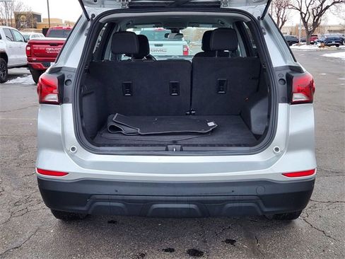 Used 2022 Chevrolet Equinox LS w/ LS Convenience Package image 14