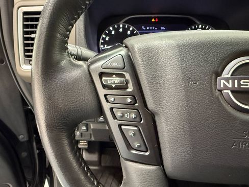 Used 2023 Nissan Frontier SV w/ SV Convenience Package image 22