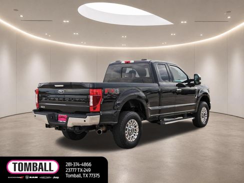 Used 2022 Ford F350 XLT w/ XLT Premium Package AWD/4WD image 7