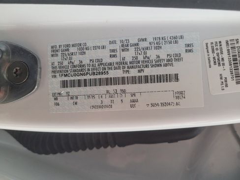Used 2023 Ford Escape Active w/ Cold Weather Package FWD image 33