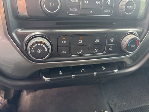 Used 2016 Chevrolet Silverado 2500 LT w/ Z71 Package, Off-Road AWD/4WD image 10