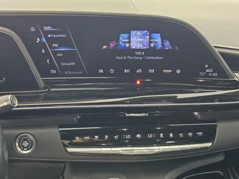 Used 2023 Cadillac Escalade ESV V image 29