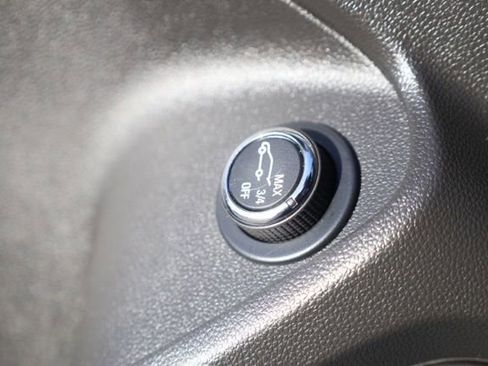 Certified 2024 Chevrolet TrailBlazer RS w/ Convenience Package image 23