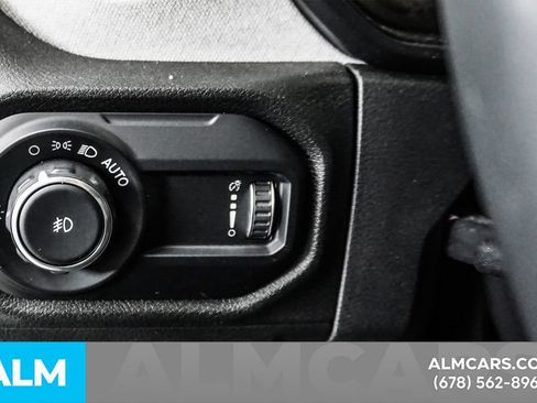 Used 2025 Jeep Wrangler Unlimited Sport AWD/4WD image 32