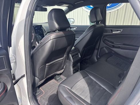 Used 2022 Ford Edge ST-Line image 26