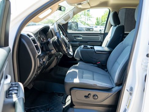 Used 2020 RAM 1500 Big Horn AWD/4WD image 11