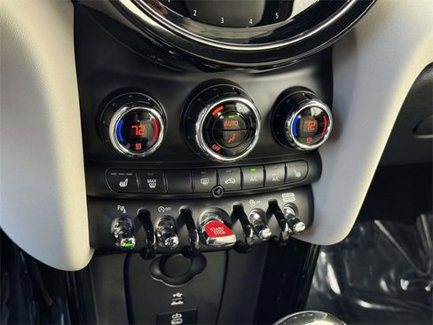 Used 2023 MINI Cooper S image 16