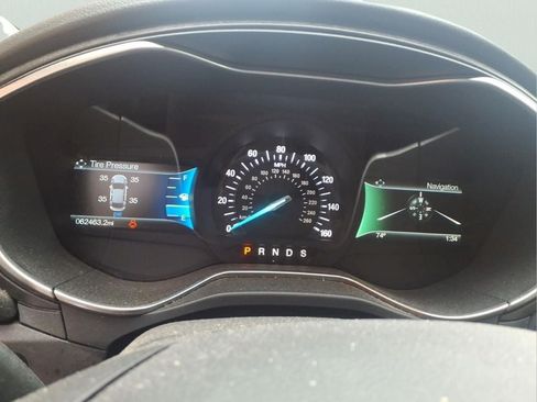 Used 2017 Ford Fusion Titanium FWD image 32