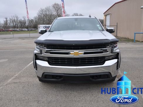 Used 2020 Chevrolet Silverado 1500 LT w/ Texas Edition image 8