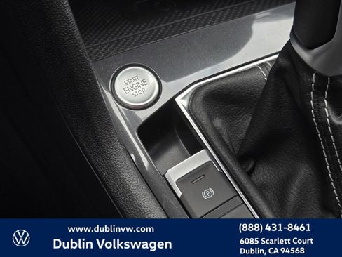 Used 2022 Volkswagen Tiguan SE R-Line FWD image 19