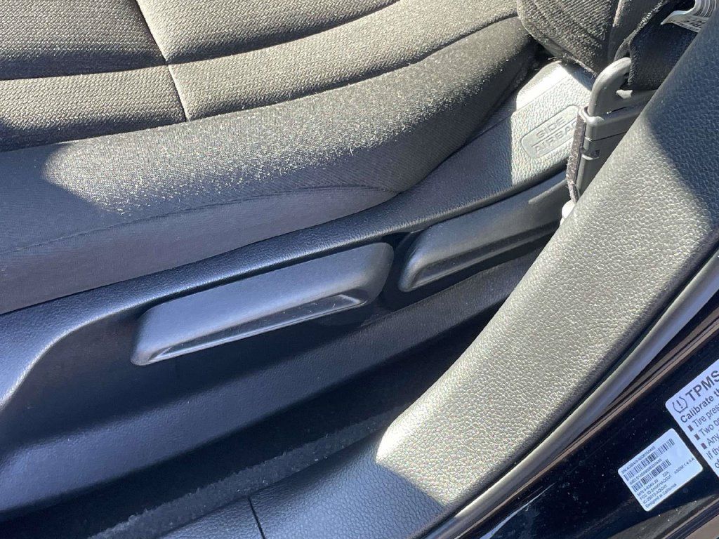 Used 2023 Honda Accord LX image 14