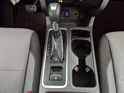 Used 2017 Ford Escape SE image 9