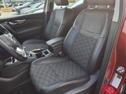 Certified 2022 Nissan Rogue Sport SV w/ Technology Package image 6