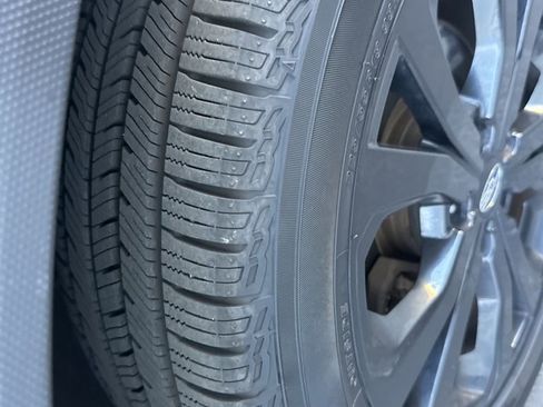 Used 2019 Subaru Forester Sport image 7