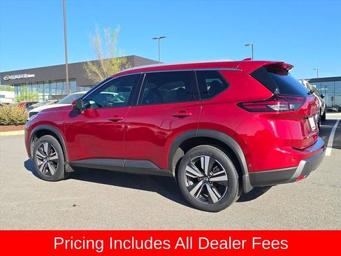 Used 2024 Nissan Rogue SL w/ SL Premium Package FWD image 5