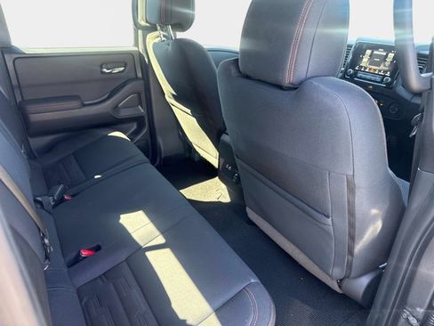 Certified 2022 Nissan Frontier Pro-X image 13