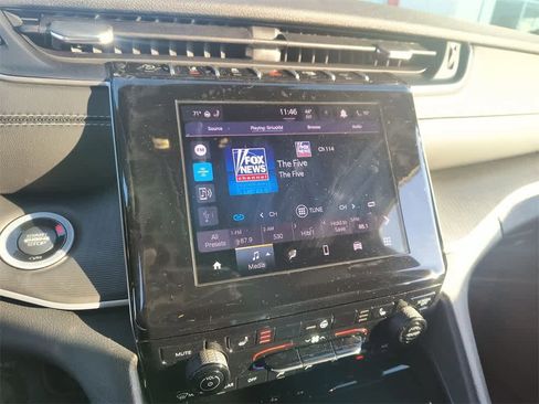 New 2025 Jeep Grand Cherokee L Laredo image 16