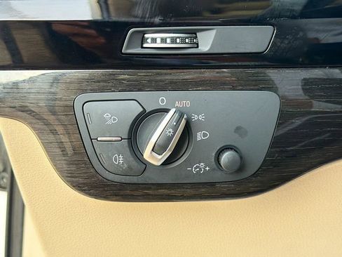Used 2019 Audi Q7 3.0T Premium Plus w/ Premium Plus Package AWD/4WD image 34