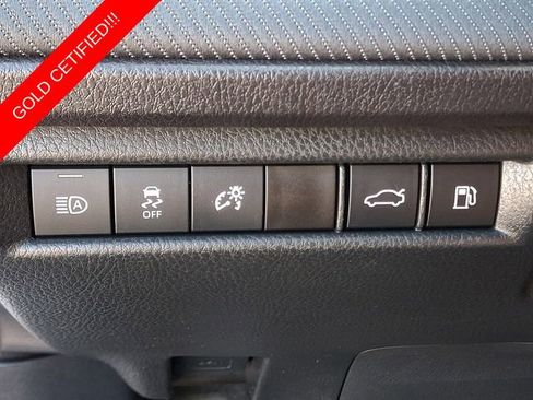 Certified 2025 Toyota Camry SE image 25