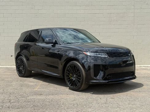 Used 2024 Land Rover Range Rover Sport AWD/4WD image 17
