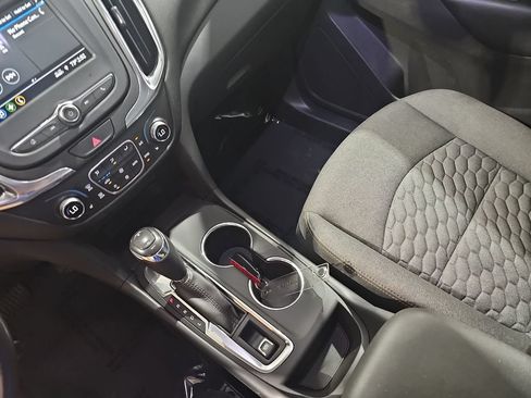 Certified 2019 Chevrolet Equinox LT w/ Driver Convenience Package FWD image 27