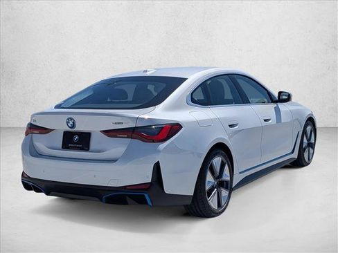 Certified 2023 BMW i4 eDrive40 RWD image 5