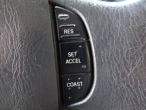 Used 2012 Ford E-250 and Econoline 250 w/ Commercial Cargo Van Pkg RWD image 29