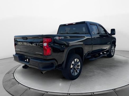 Used 2025 Chevrolet Silverado 2500 Custom w/ Custom Value Package AWD/4WD image 3