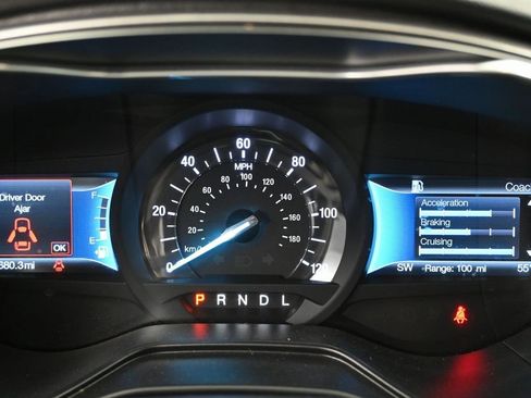 Used 2020 Ford Fusion SE image 20